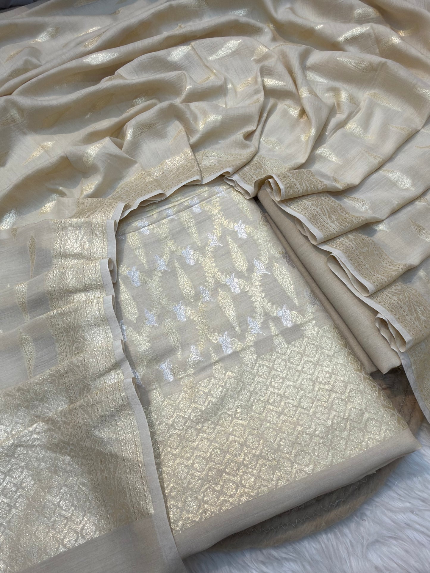 Pure Munga Silk Beige Colour Suit Set