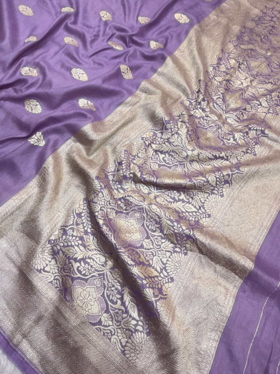 Lilac Colour Pure Munga Brocade Suit Set