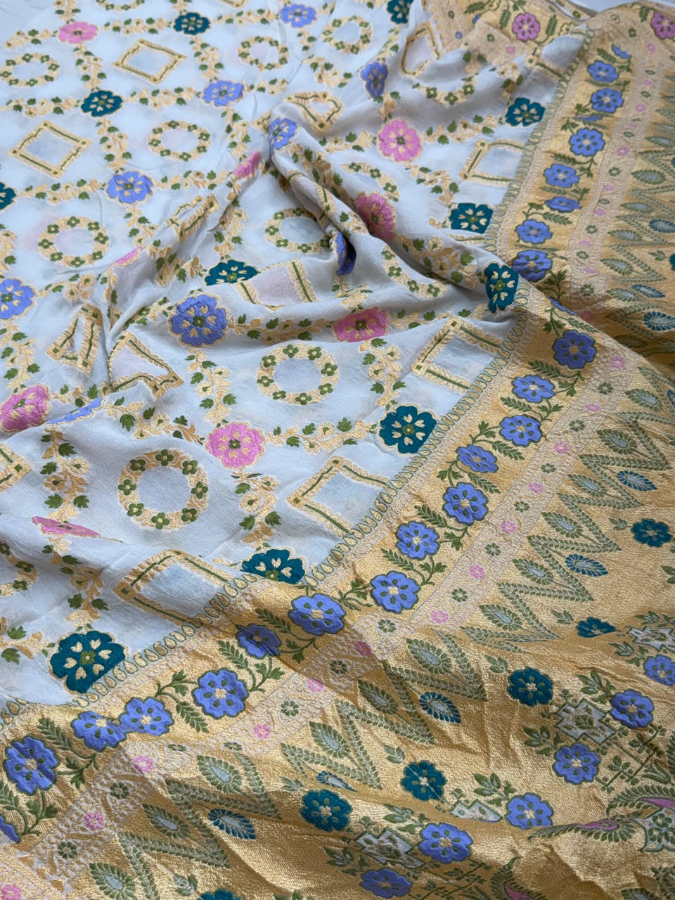 White Colour Pure Khaddi Georgette Silk Dupatta
