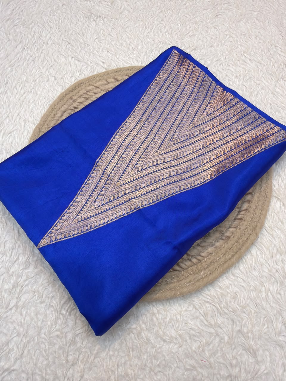 Handwoven Pure Katan Silk Royal Blue Colour Co Ord Set