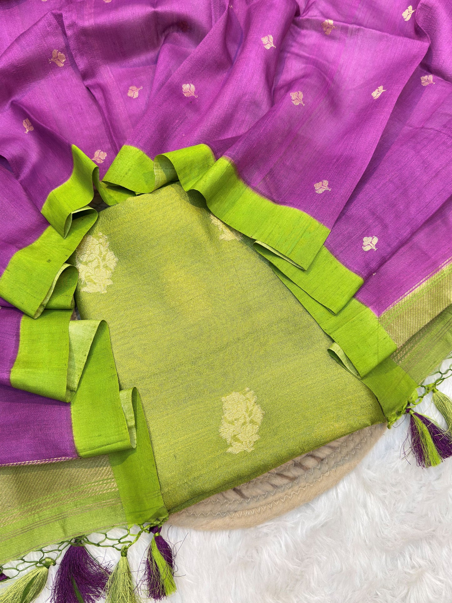 Handwoven Green Colour Tusser Suit Set