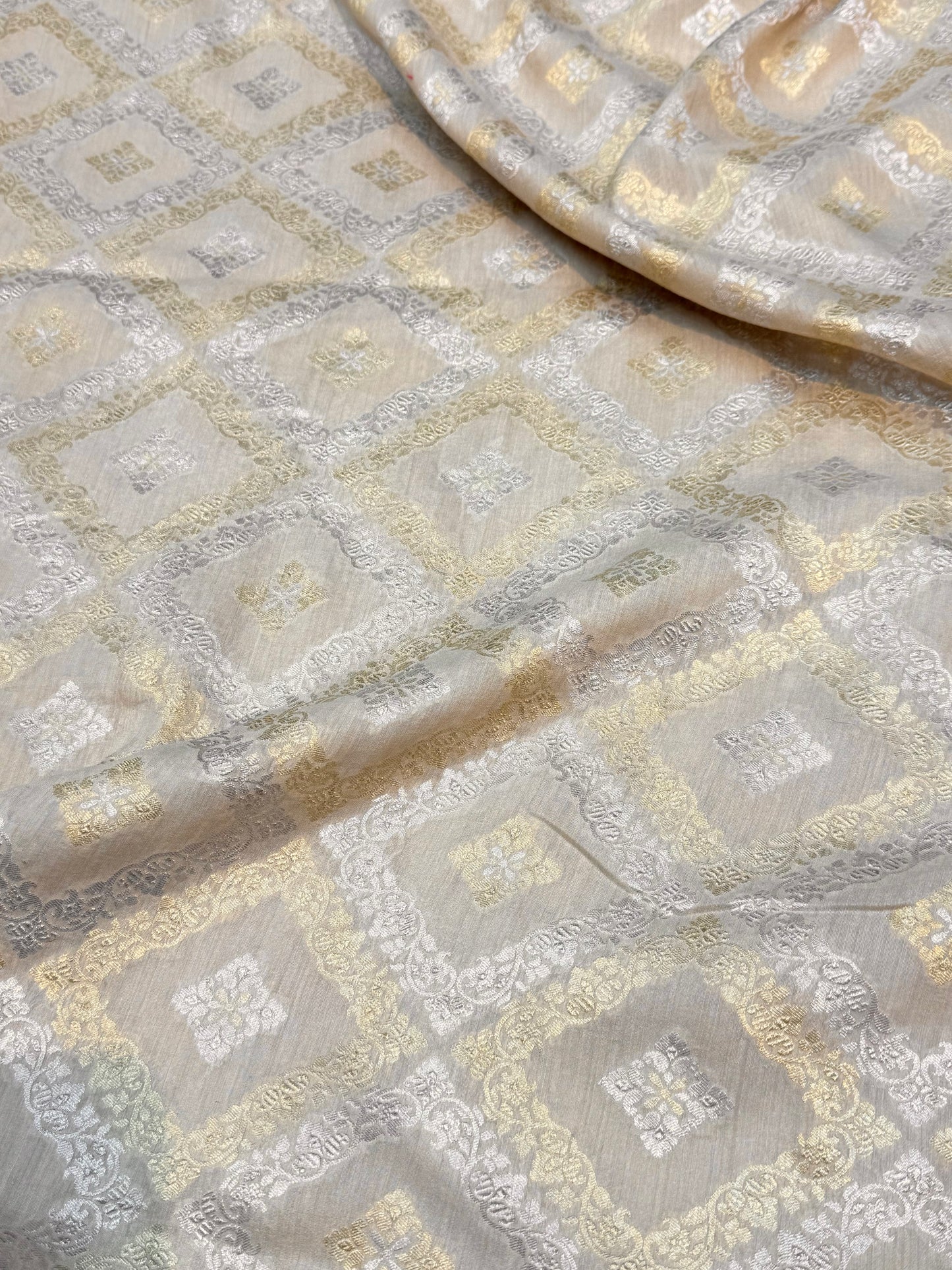 Pure Munga Silk Geometrical Fabrics