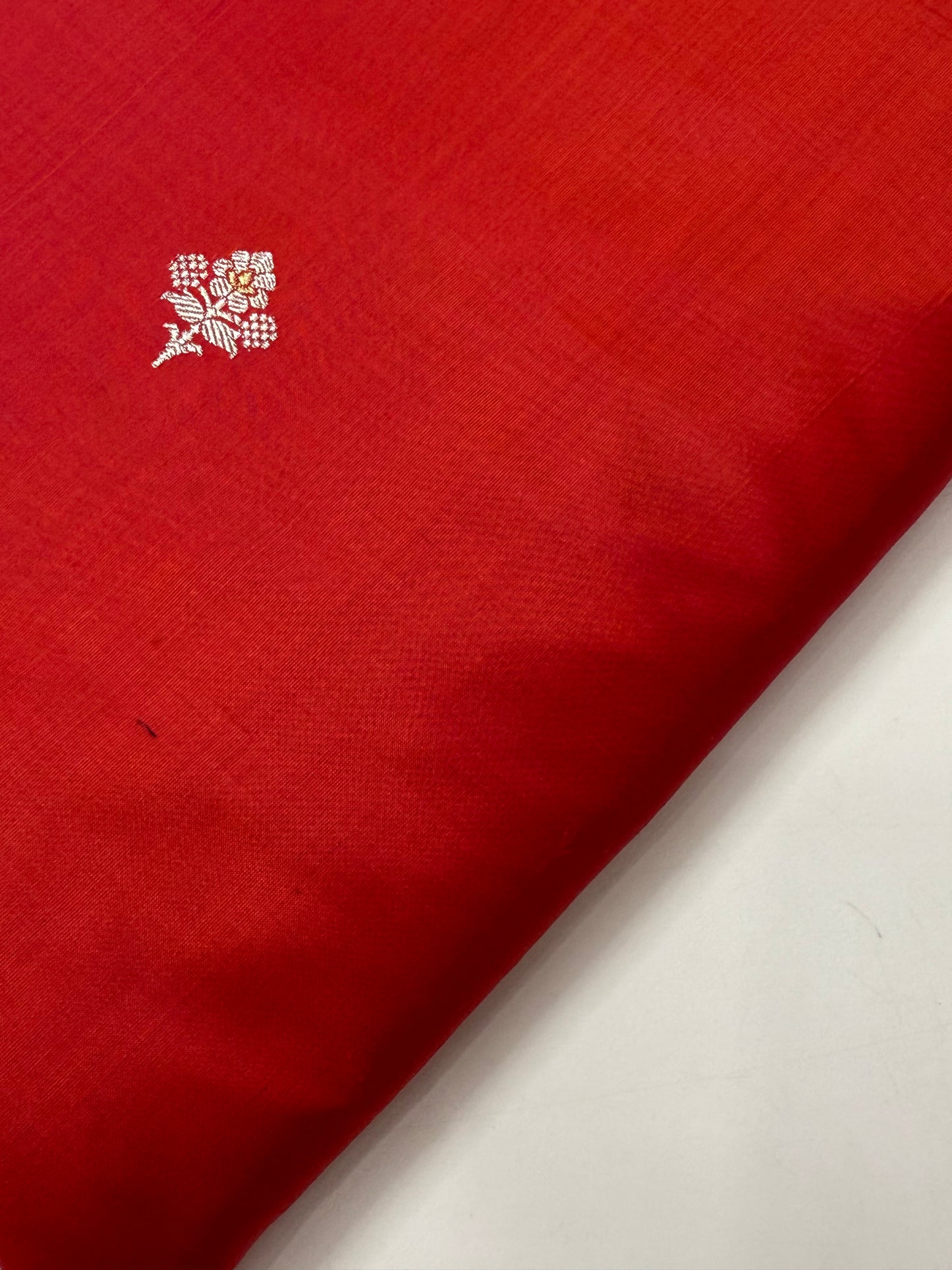 Handwoven Red color Katan Silk Fabrics