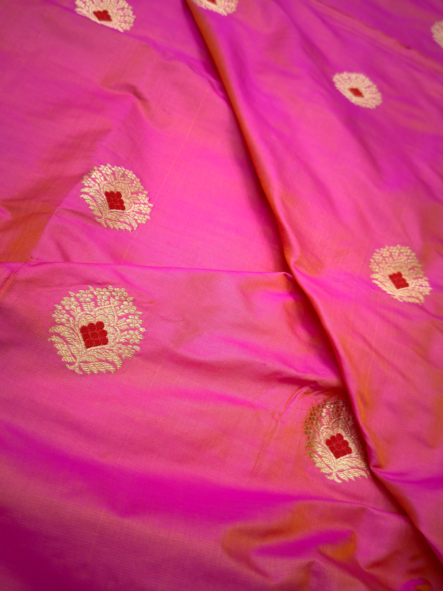 Handwoven Fuchia Pink Colour Katan Silk Fabrics