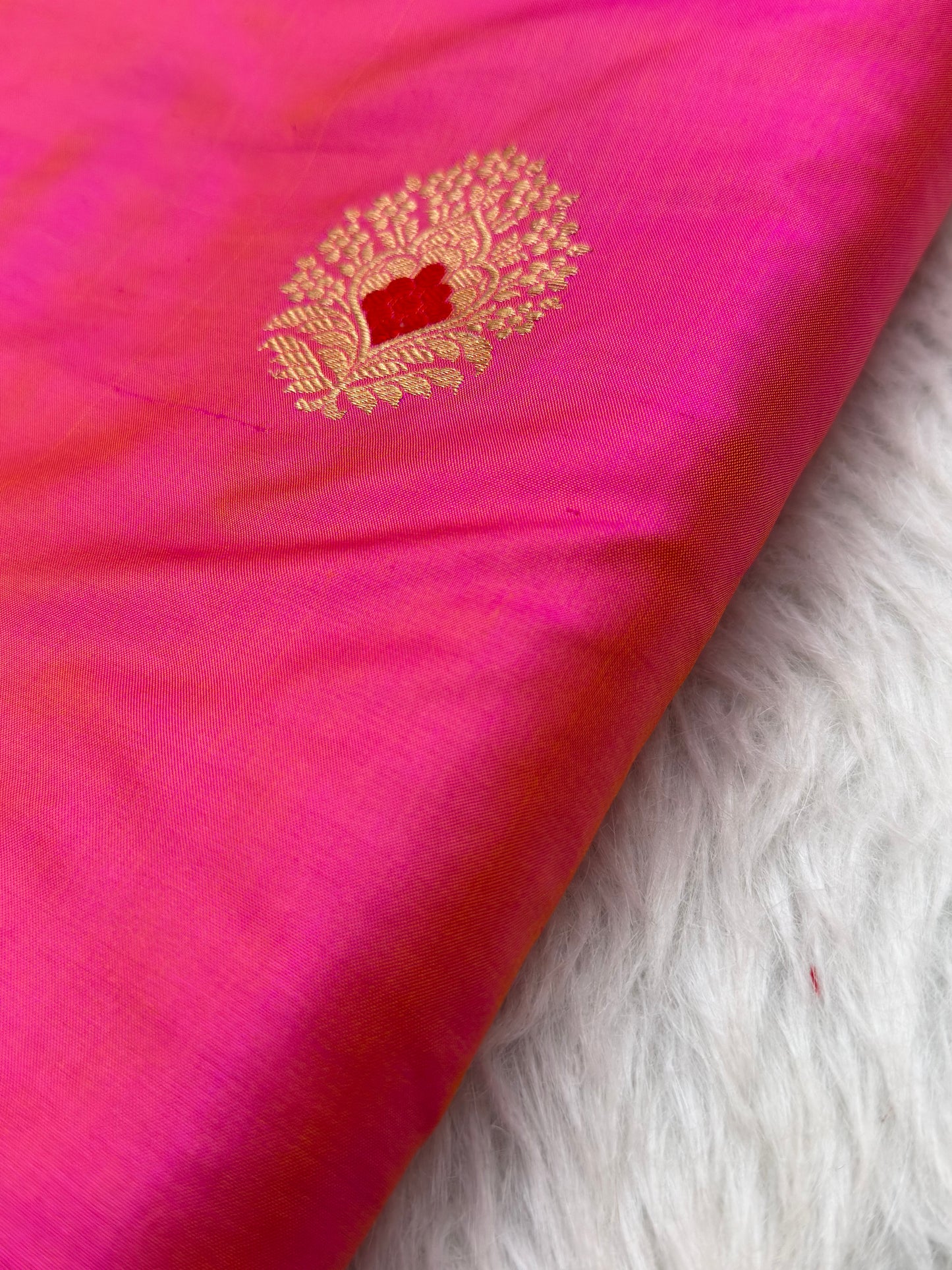 Handwoven Fuchia Pink Colour Katan Silk Fabrics