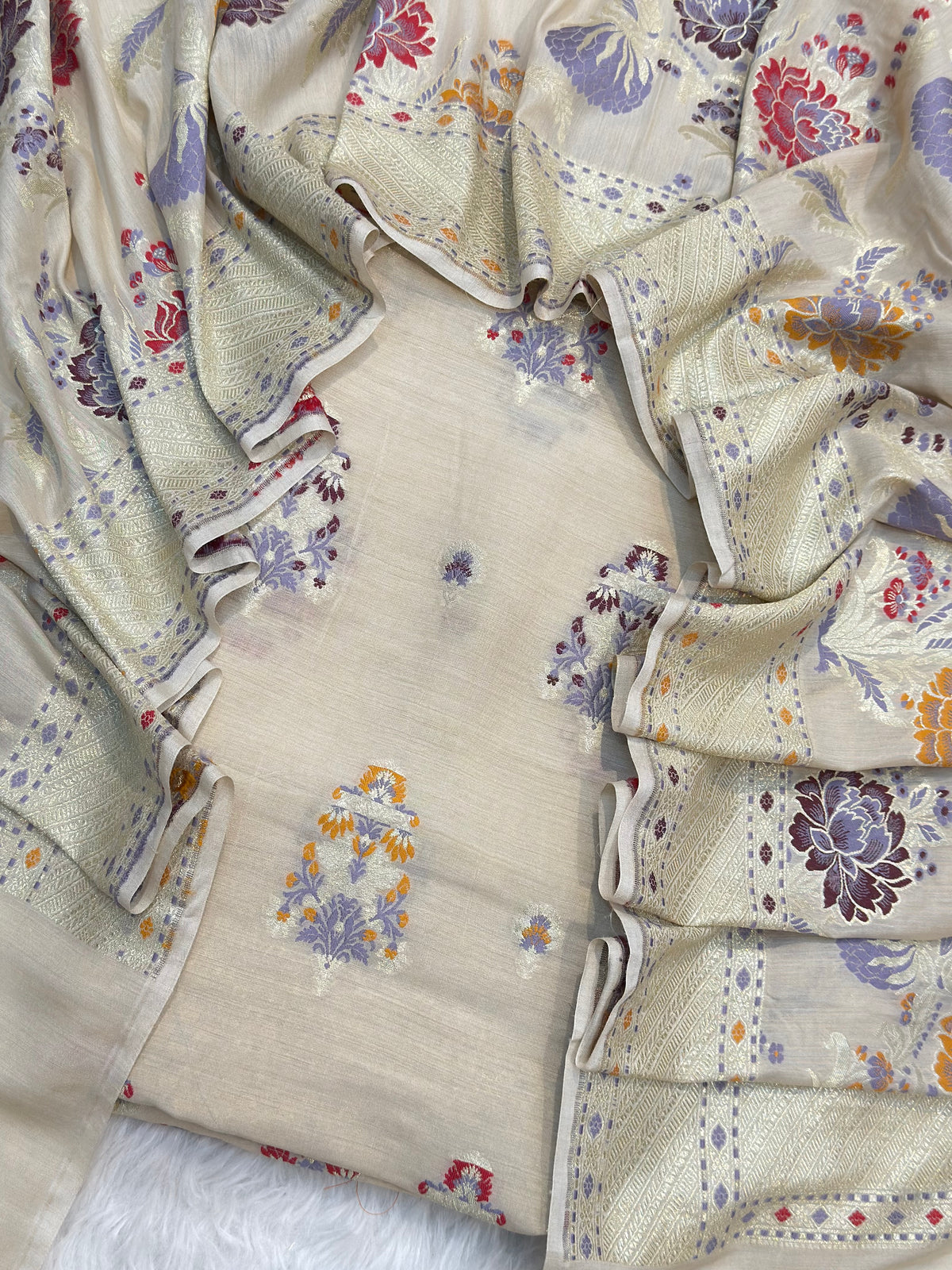 Pure Munga Silk Beige Colour Suit Set – THAAN BY SILK KASHI