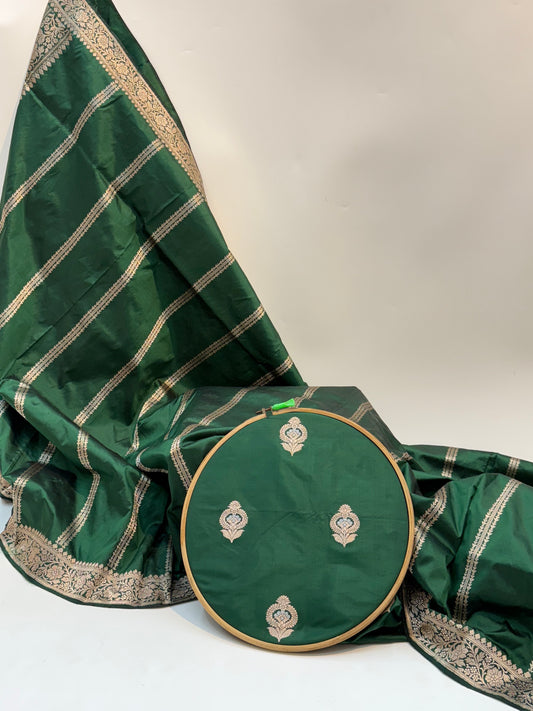 Hnadwoven Emerlad Green Color Katan Suit Set