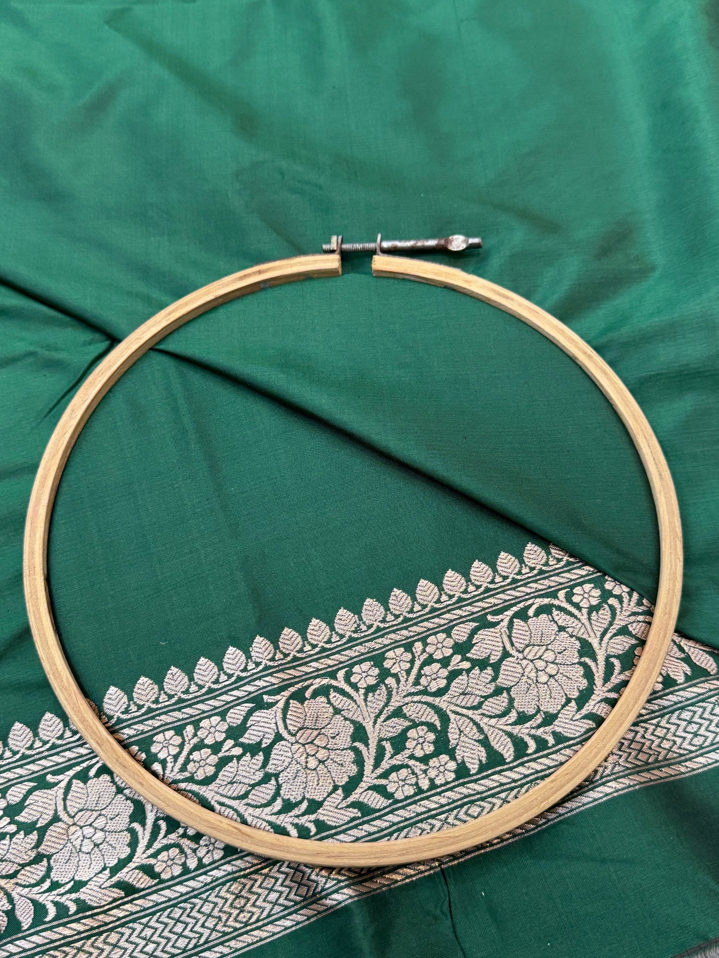 Hnadwoven Emerlad Green Color Katan Suit Set