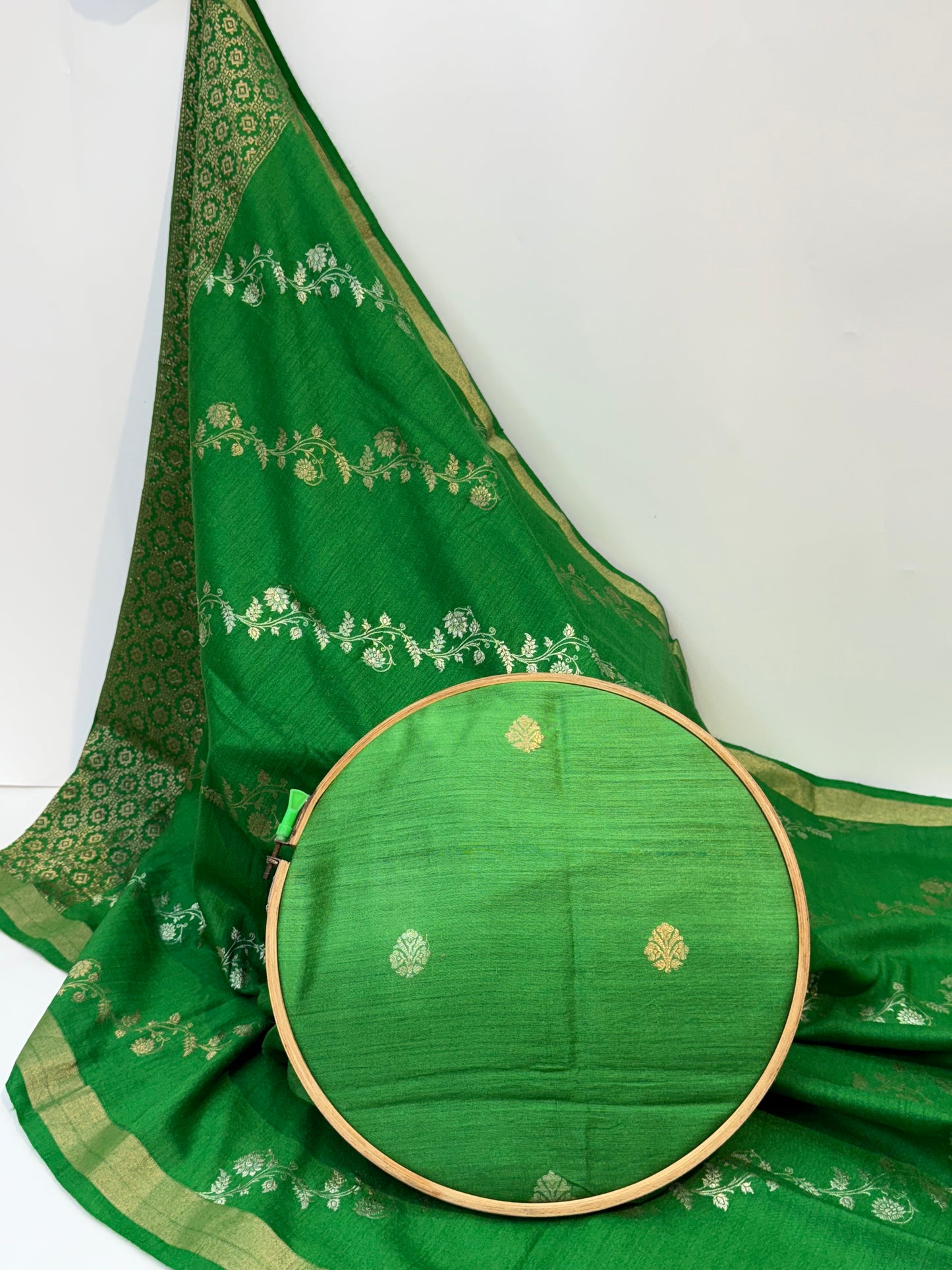 Handwoven Green Ombre Dye Munga Suit Set