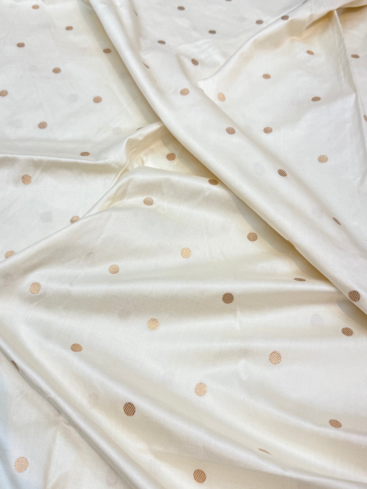 Handwoven white Color Chinya Silk Fabric