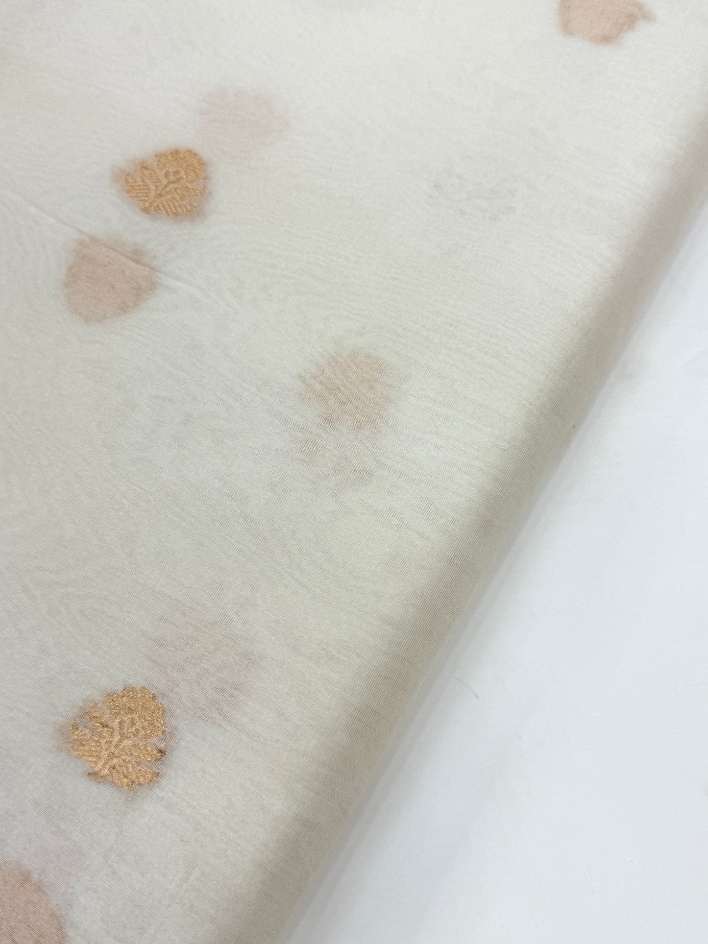 Handwoven White Colour Chinya Silk Fabrics