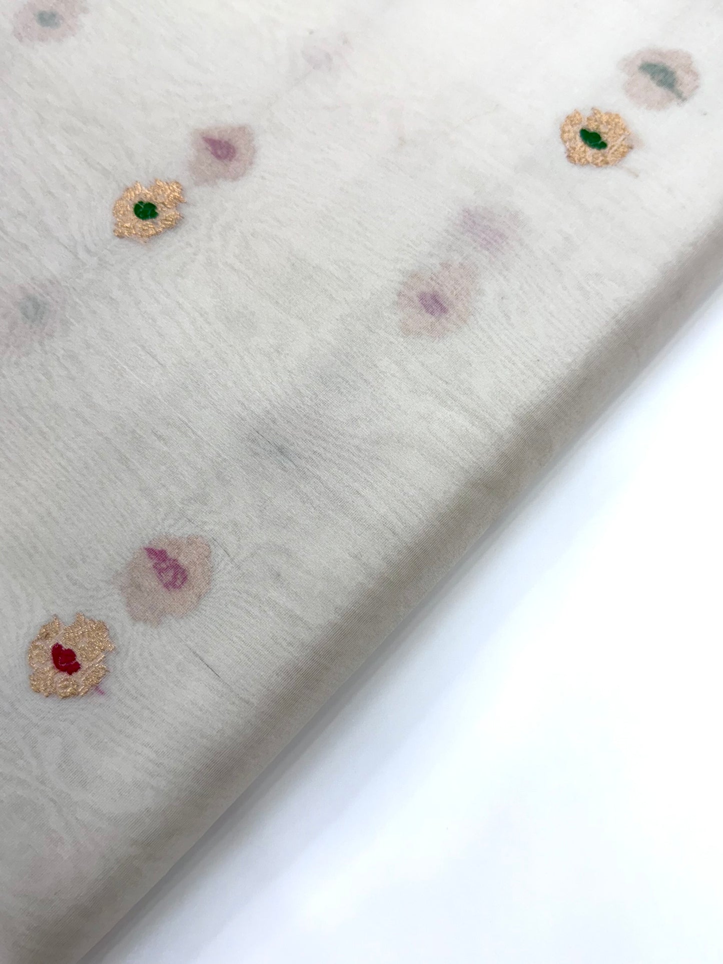 Handwoven White Colour Organza Silk Fabrics