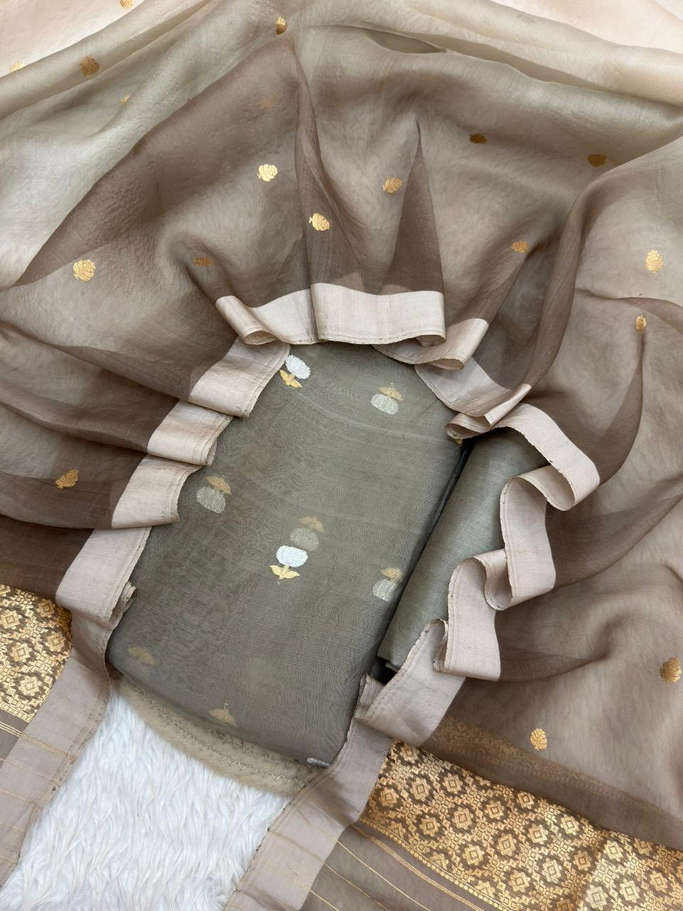 Handwoven Mouse Gray Colour Organza Silk Suit Set