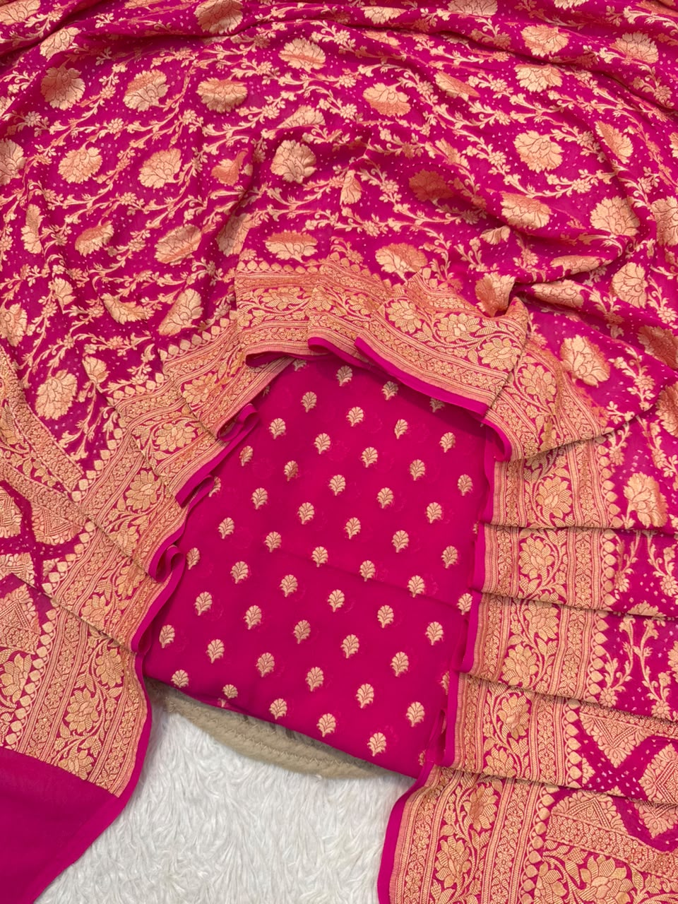 Pure Chiffon Rani Pink Colour Suit Set