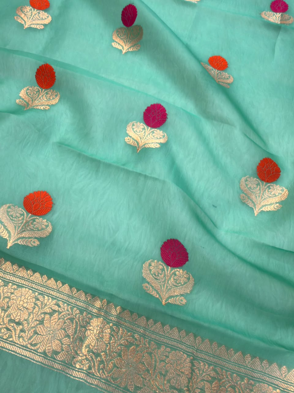 Handwocven Sea Green Colour Pure Oragnza Silk Suit Set