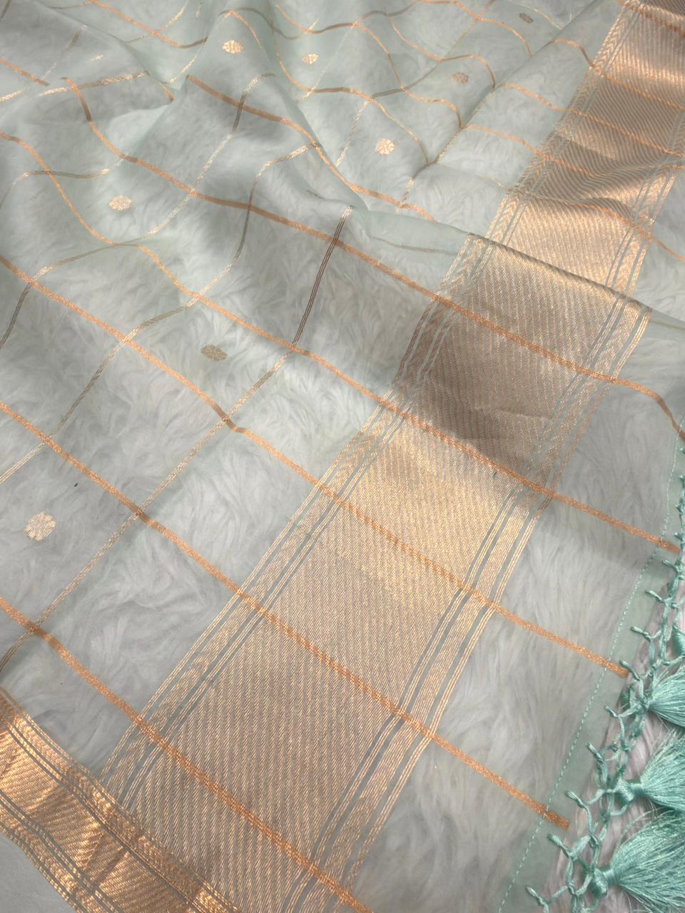 Handwoven Ocean Green Colour Pure Organza Silk Suit Set