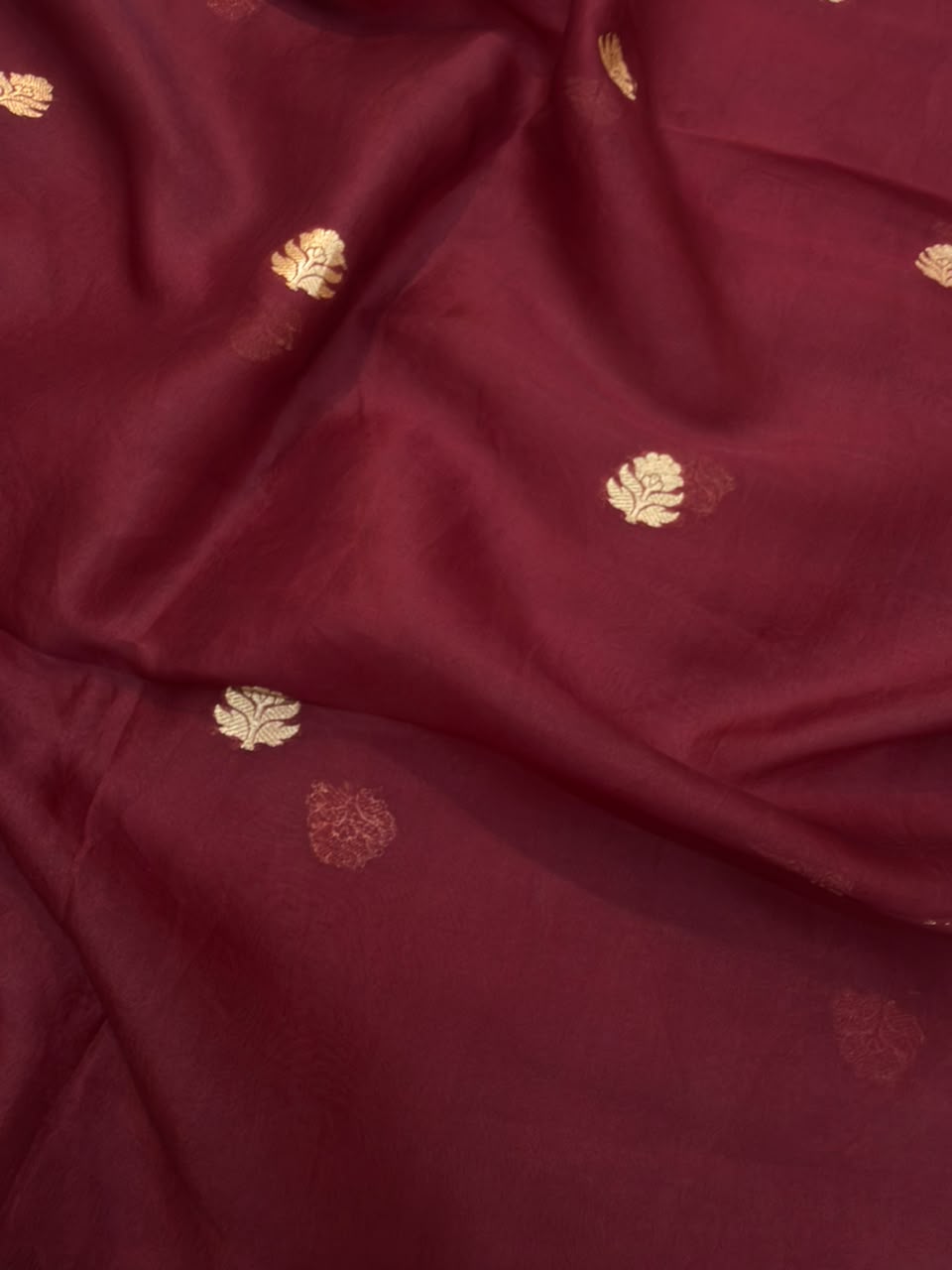 Handwoven Dark Mahroon Colour Pure Organza Silk Suit Set