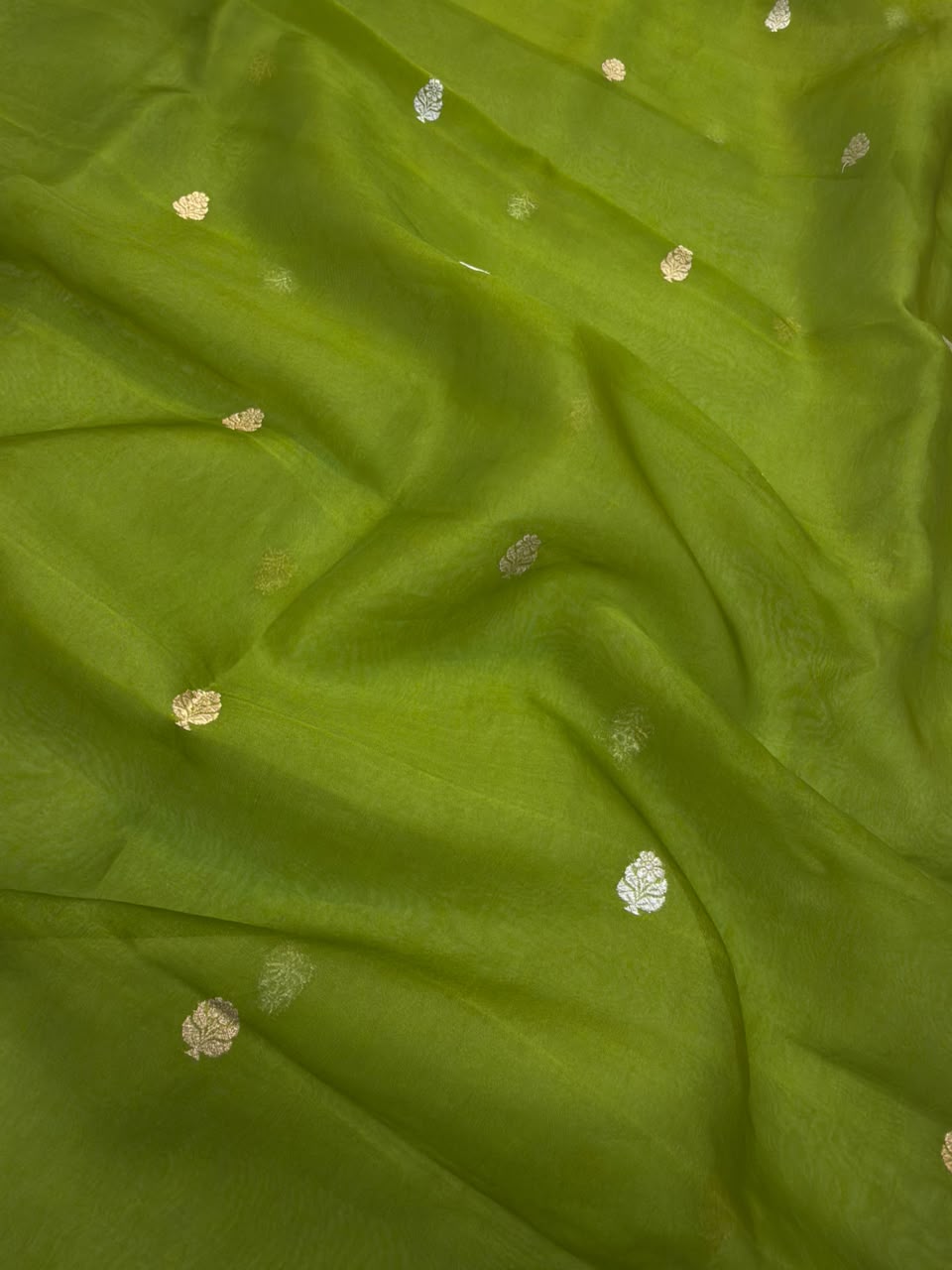 Handwoven Olive Green Colour Pure Organza Silk Suit Set