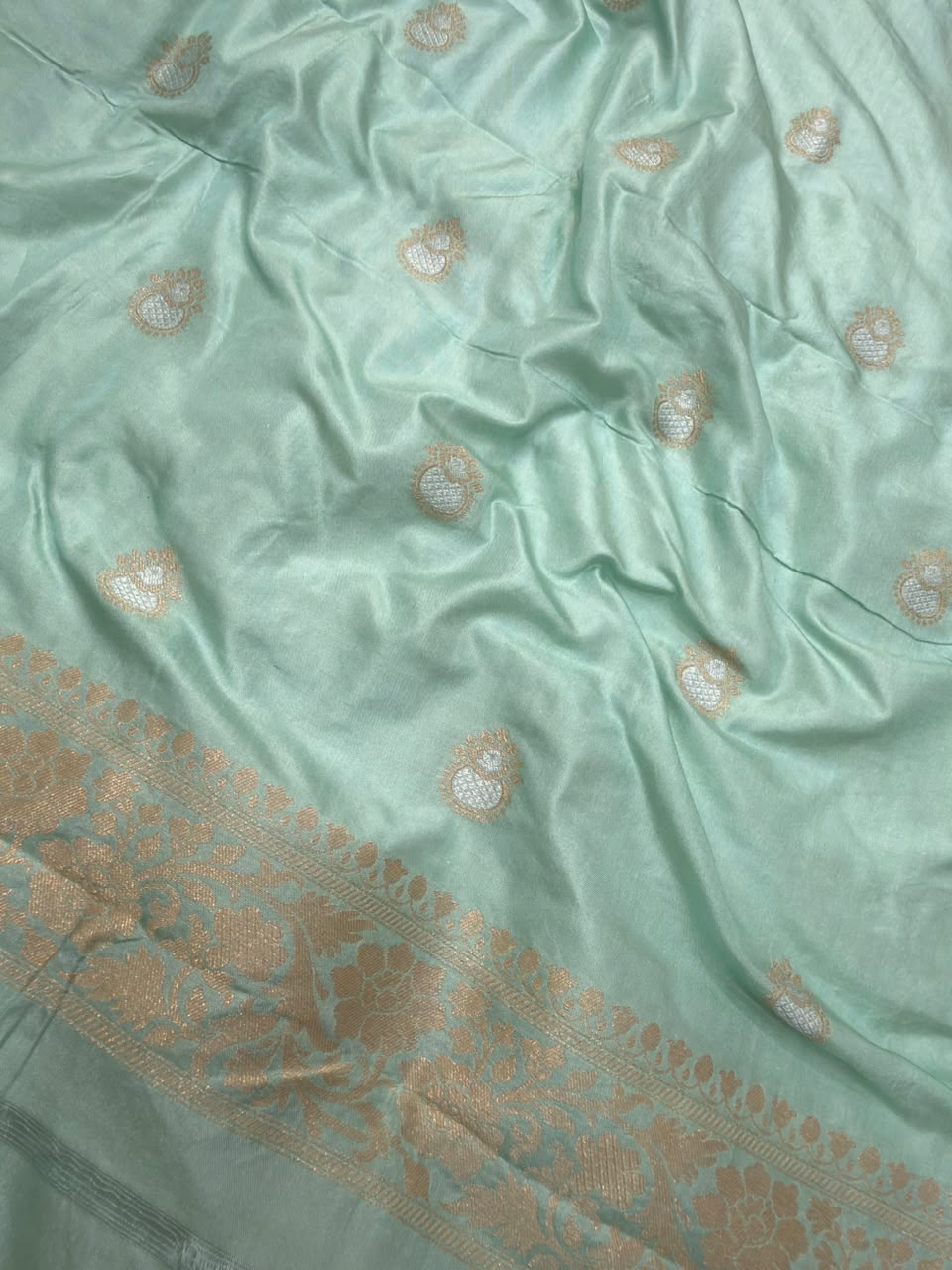 Pure Katan Silk Ocean Green Colour Suit Set