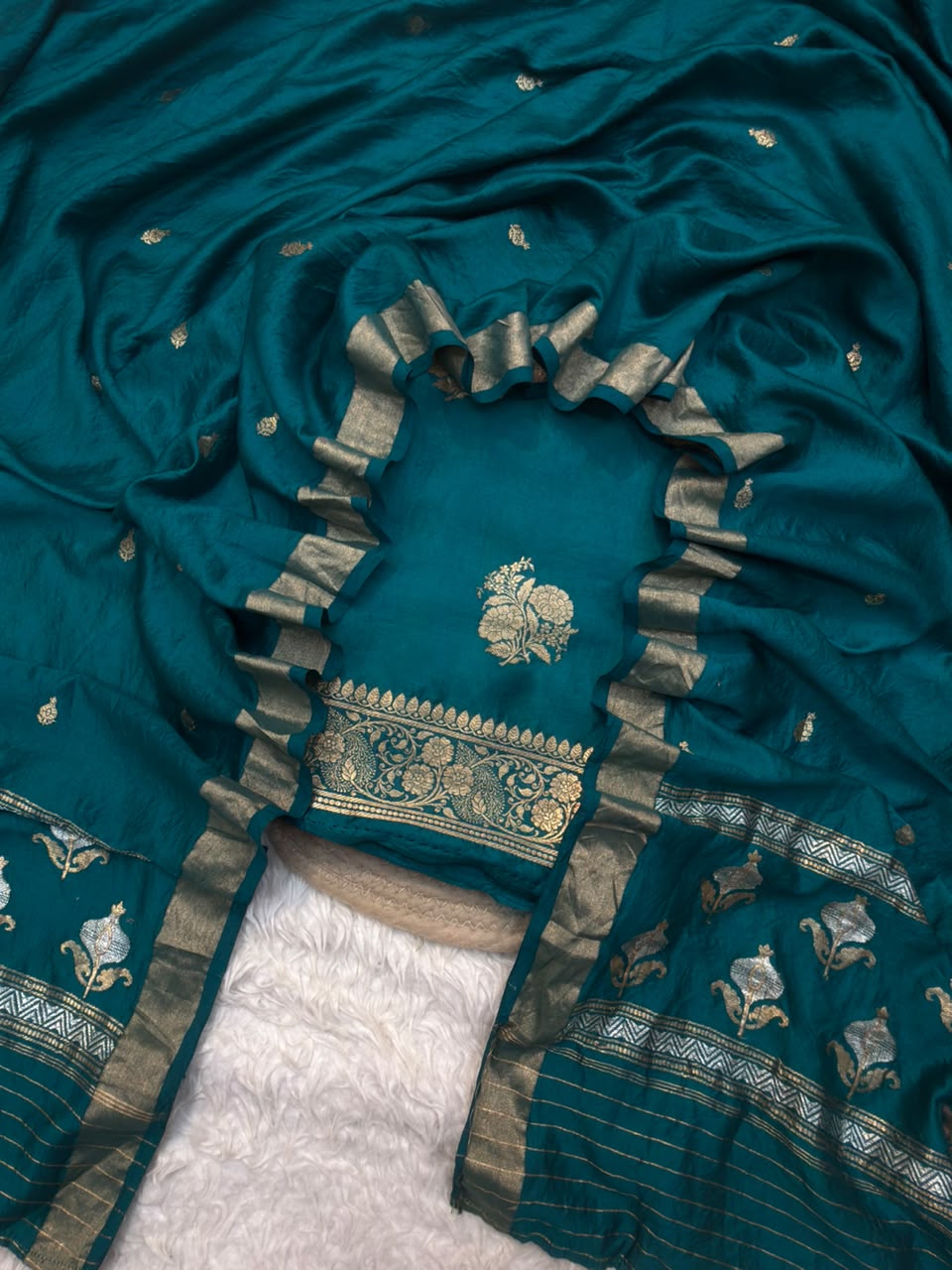 Pure Katan Silk Bottle Green Colour Suit Set