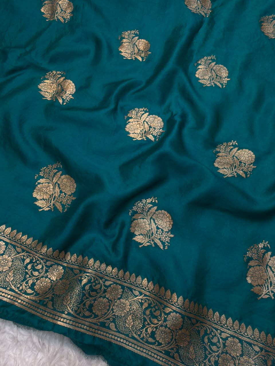 Pure Katan Silk Bottle Green Colour Suit Set