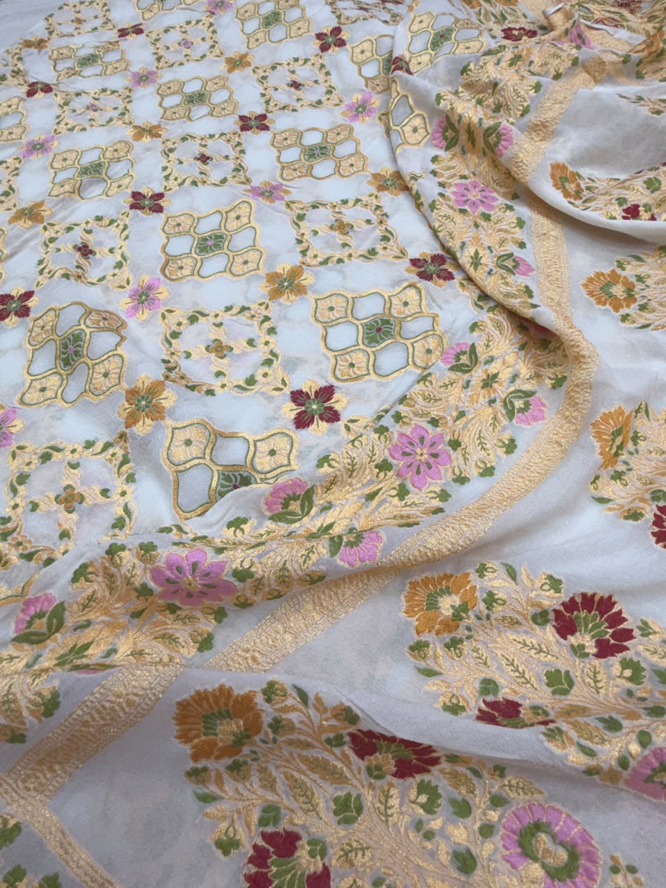 White Colour Pure Khaddi Georgette Silk Dupatta