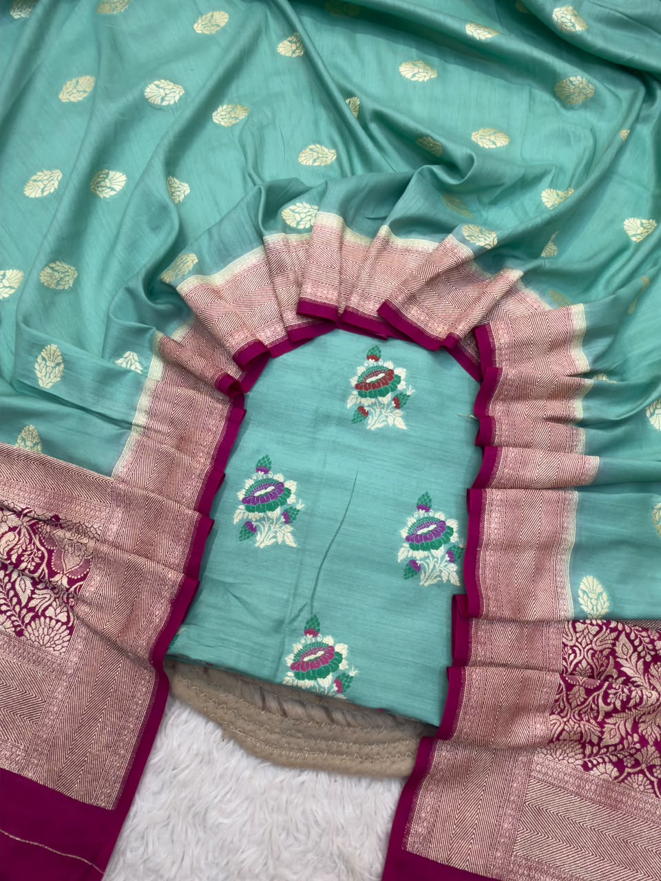 Sea Green Colour Pure Munga Silk Suit Set
