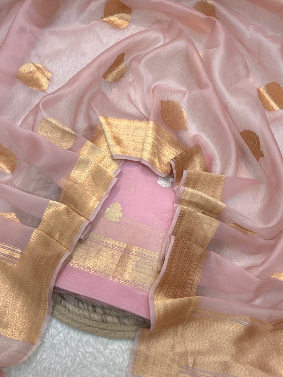 Handwoven Baby Pink Colour Pure Organza Silk Suit Set