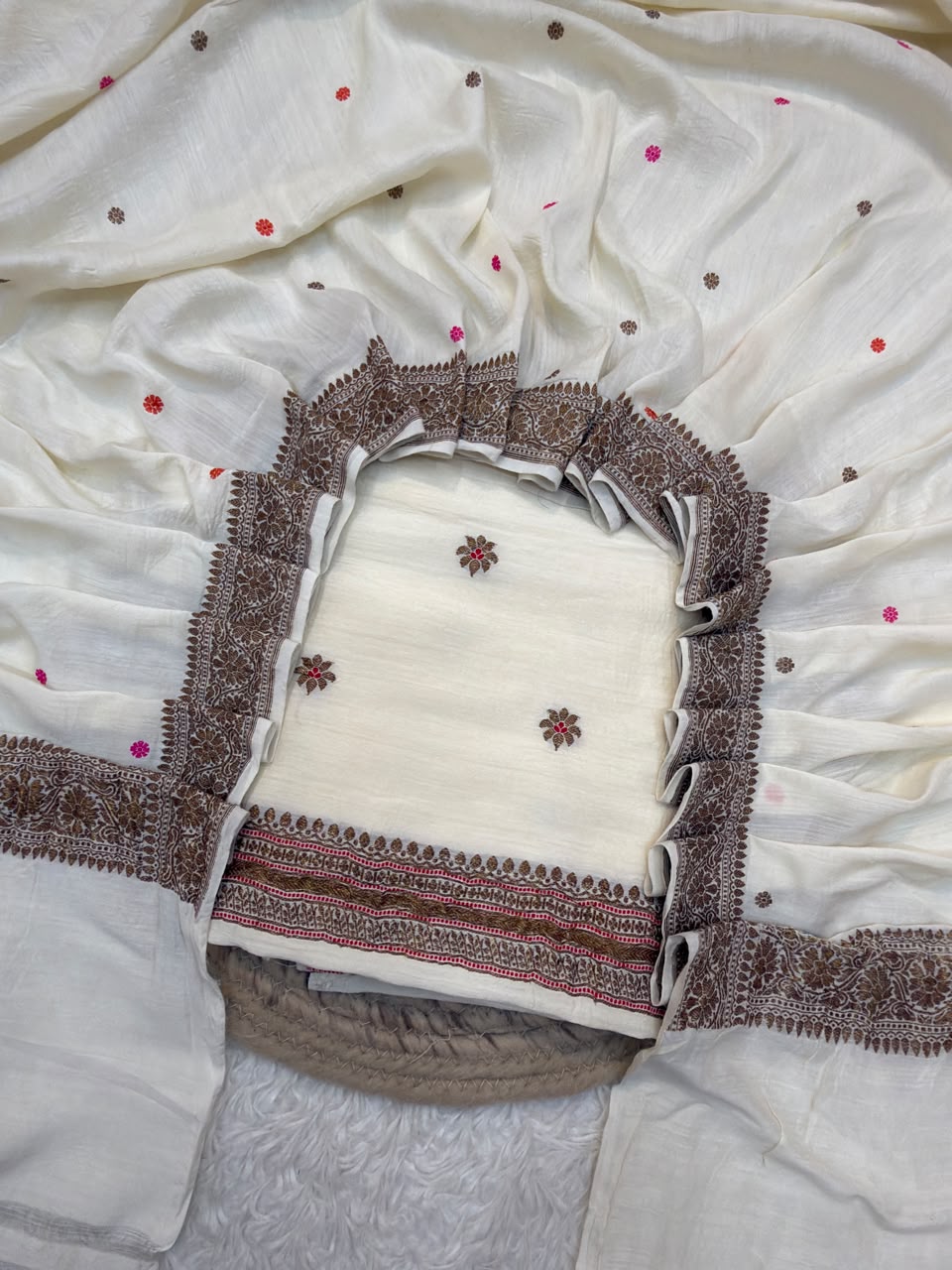 Ivory Colour Pure Munga Silk Suit Sei